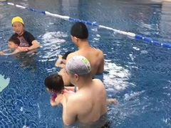 -蓝旗亲子游泳(范湖万达广场店)