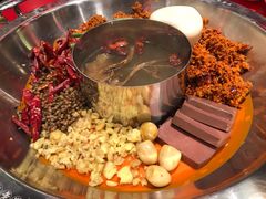 -谭鸭血老火锅(漳州路店)