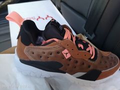 -NIKE品牌体验店(金源新燕莎店)