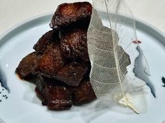 本帮熏鱼-屋里厢上海菜馆