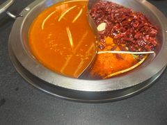 -沸炉重庆老火锅(军事博物馆店)