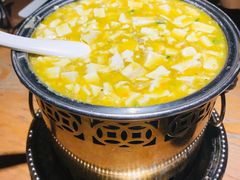蟹粉豆腐花-吴越荣记苏州菜·松鼠桂鱼100%活鱼现做(斜塘老街店)