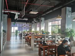 -上海市虹口区图书馆(曲阳分馆)