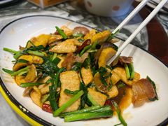 -蔼若春.传承三十年云南菜(金碧公园店)