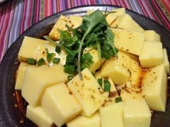 -香巴拉云南餐厅(华莱坞店)