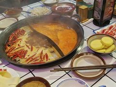 -巴卤社老火锅(财富店)