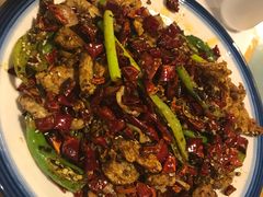 盐帮肚肚蛙-付掌柜在成都·热炒砂锅集(金禾店)