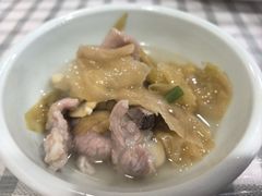 -卢六川汤肉(南方花园店)