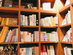 -百新书局(尚悦湾店)