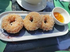 炸虾饼配泰国梅子酱-帕蓝·暹罗料理(大学路店)