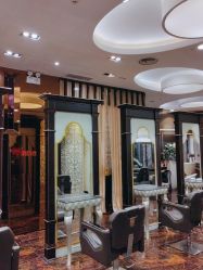 点击看大图 -八佰伴8008星级形象店