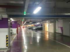 -万象城-停车场