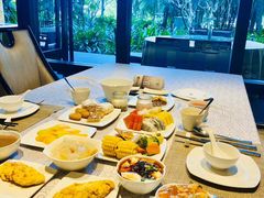 -三亚湾海居铂尔曼度假酒店