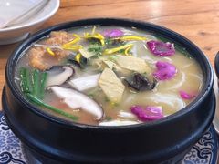玫瑰之约过桥米线-双桥园·云南过桥米线(古城南门店)