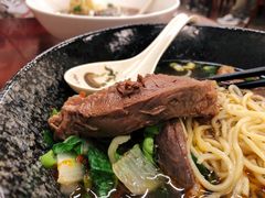 -尊品原汁牛肉面