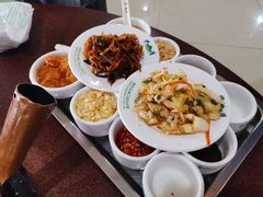 -朝伟清真铜瓢牛肉馆(三十年老·店)