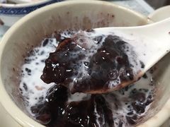 黑珍珠-仁信双皮奶(东川路店)