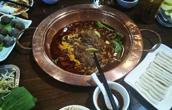 0371品尚秘制火锅鸡(一江弘城店)-"听朋友说他们家口味很棒,就带着女