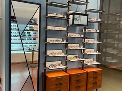 -LensCrafters亮视点·OAKLEY精选(静安嘉里中心店)
