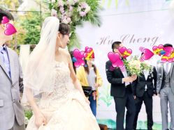 -艾米丽婚纱礼服