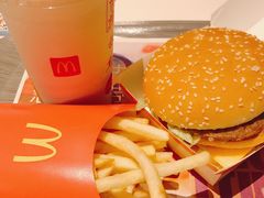 -麦当劳(秣陵路店)