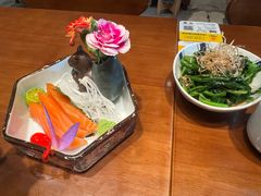 -8PINTS八品脱·日料·烧鸟·精酿小酒馆(莘庄店)