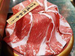 m8澳洲和牛-一绪に寿喜烧自助(世茂广场店)