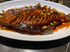 -瓦国小镇·果木烤鸭·融合菜(西口店)