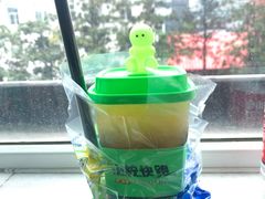 -小柠快跑·手打柠檬茶(万松园店)
