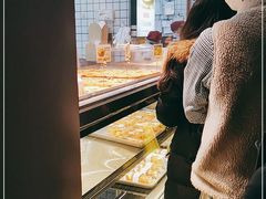 -鲍师傅糕点(江苏路店)