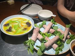 -花菇朵·云山雀 ll 野生菌火锅·精品云南菜(万柳店)