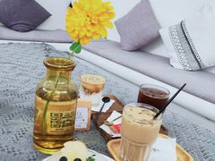 椰子冰咖啡-几静cafe(基湖店)