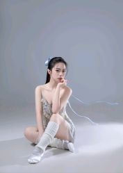 -克拉女神写真馆·匠心定制