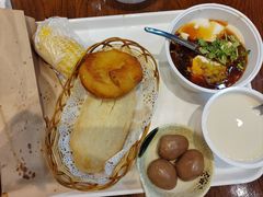 -百味郭豆腐脑(巧克力公寓店)