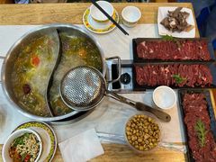 -田村·酸汤鲜牦牛肉火锅(布达拉宫广场店)