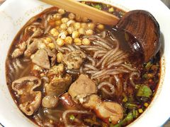 老成都手拍肥肠粉-麻婆婆白家肥肠粉(海岸城店)
