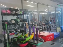 -豪思成DK健身私教连锁(凯乐国际店)