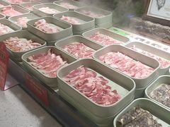 -四囍码头海鲜烧烤自助火锅(外滩南京东路悦荟广场店)