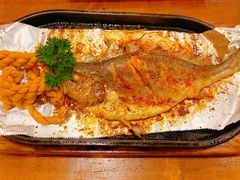 -老东镇啤酒屋海鲜加工·蒸汽海鲜·海鲜烧烤(台东店)