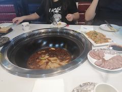 -哈尔滨烧烤·山河村铁锅炖(交大店)