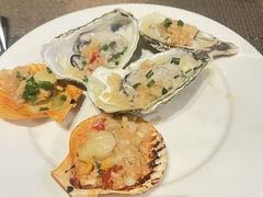 -大中华希尔顿酒店-念自助餐·嗨啤·小龙虾