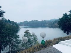 -华凌山庄·隐湖栖