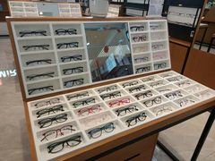 -MiRi明润眼镜·蔡司官方授权店(星光荟店)