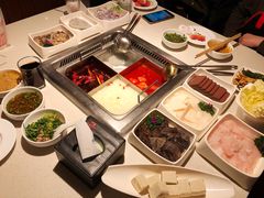 -海底捞火锅鲜切牛肉主题店(长寿路店)