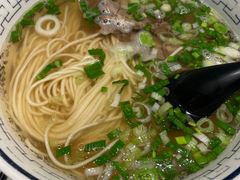 -陇兴楼兰州拉面(西安咸阳国际机场店)