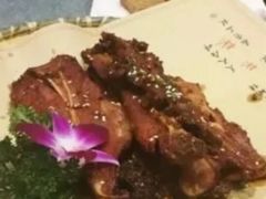 -老铺人家酒店(紫荆名流店)