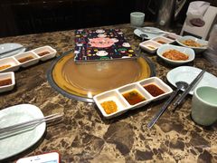 -猪啊牛呀羊啊铜盘烤肉(正大广场店)