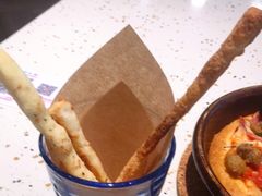 -必胜客(WOW中心城店)