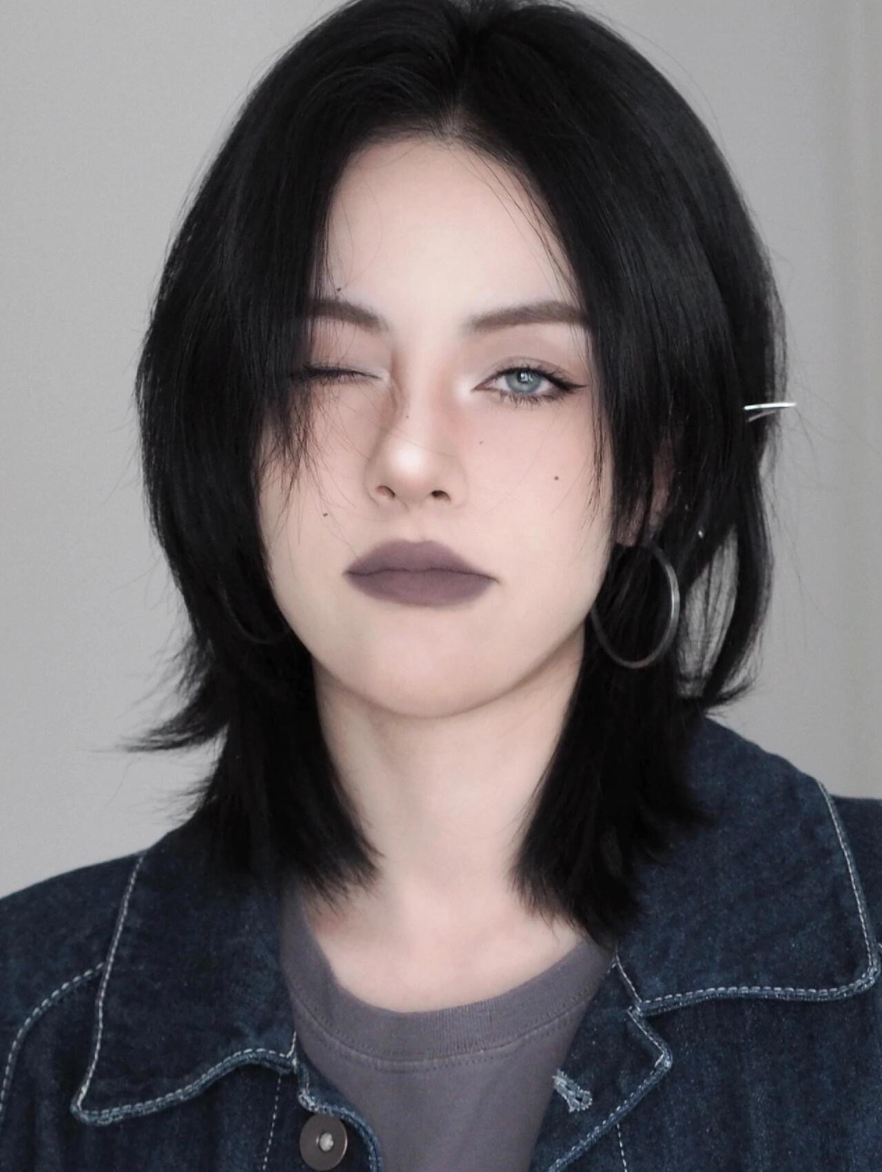 潮流简约女生发型鲻鱼头