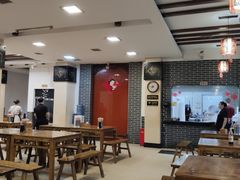 大堂-白家高记肥肠粉(总店)